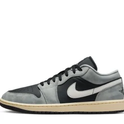 Air Jordan 1 Low SE