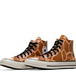 Converse Chuck 70 Glow-In-The-Dark Giraffe Print