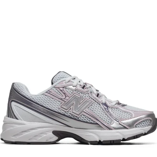 New Balance 740