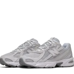 New Balance 740