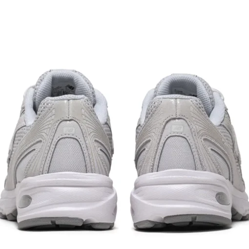 New Balance 740