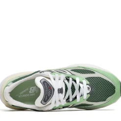 New Balance Made in USA 990v6