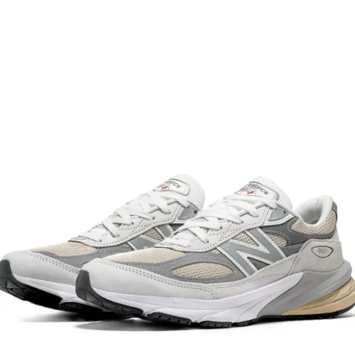 New Balance Made in USA 990v6