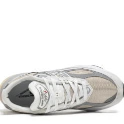New Balance Made in USA 990v6