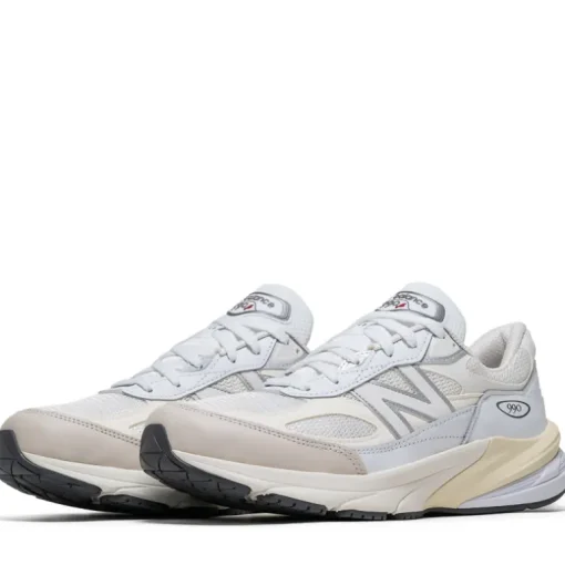 New Balance Made in USA 990v6