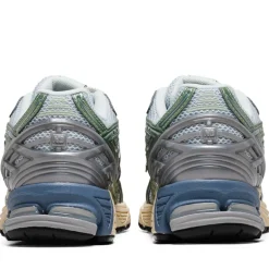 New Balance 1906R