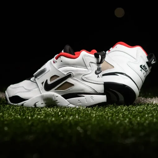 Nike Air Diamond Turf Proto '92