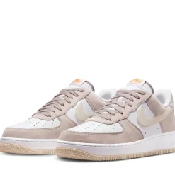 Nike Air Force 1 '07
