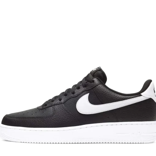 Nike Air Force 1 '07