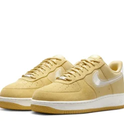 Nike Air Force 1 '07 LV8