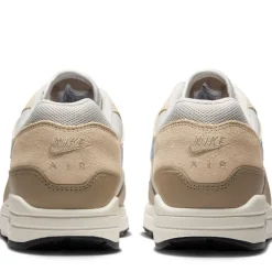 Nike Air Max 1 Essential