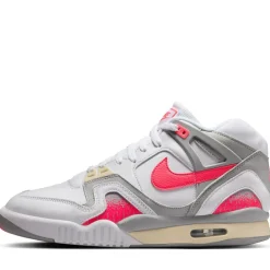 Nike Air Tech Challenge II
