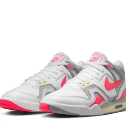 Nike Air Tech Challenge II