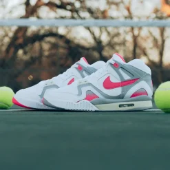Nike Air Tech Challenge II