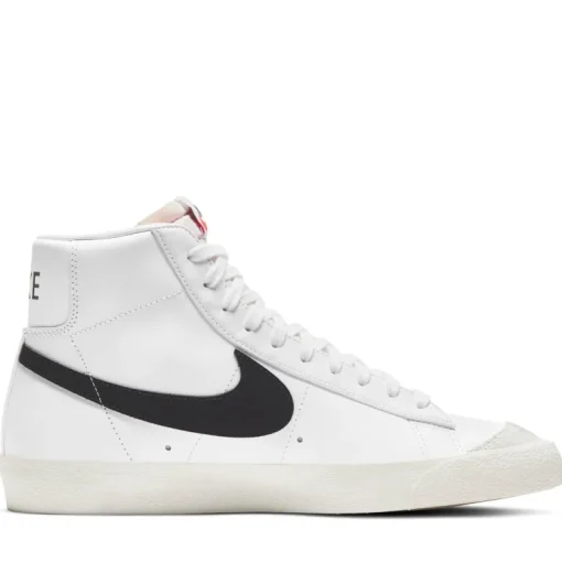 Nike Blazer Mid '77 VNTG