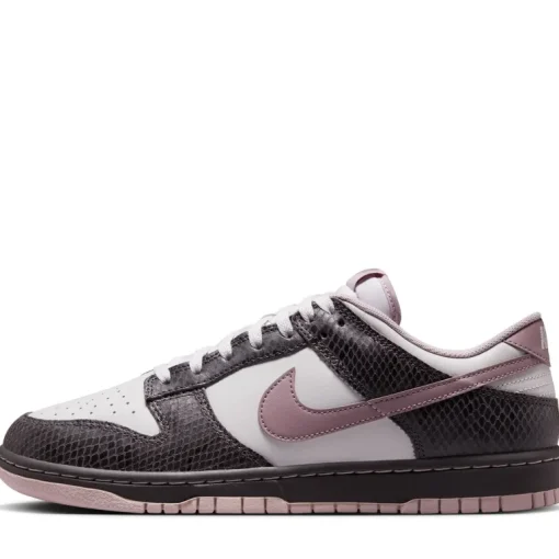 Nike Dunk Low SE