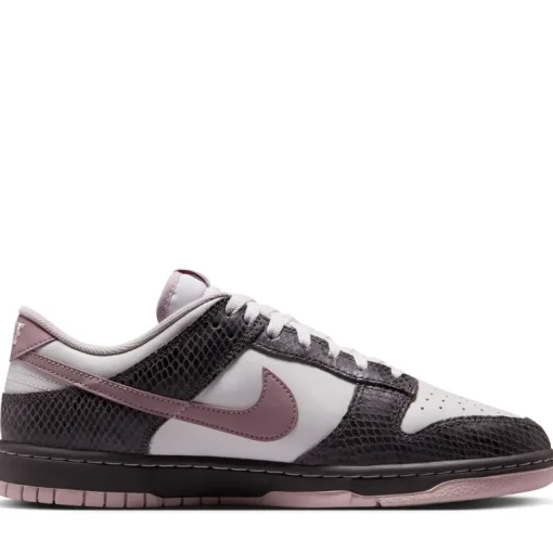 Nike Dunk Low SE