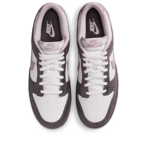Nike Dunk Low SE