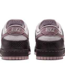 Nike Dunk Low SE