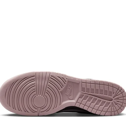 Nike Dunk Low SE