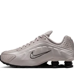 Nike Shox R4