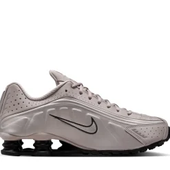 Nike Shox R4