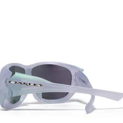 Oakley De La Salle