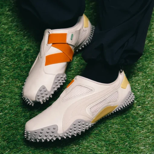 Puma Ur Mostro Communication