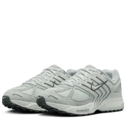 Women's Nike Air Pegasus 2005