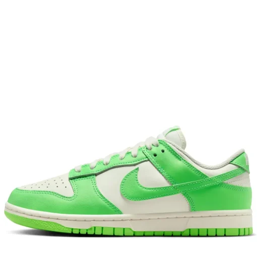 Women's Nike Dunk Low