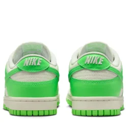 Women's Nike Dunk Low