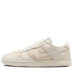 Women's Nike Dunk Low