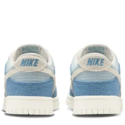 Women's Nike Dunk Low