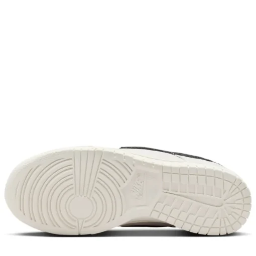 Women's Nike Dunk Low SE