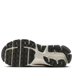 Women's Nike Zoom Vomero 5