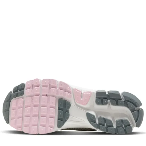 Women's Nike Zoom Vomero 5