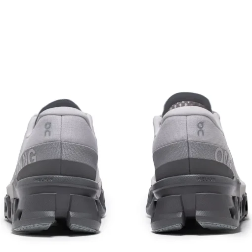 Women's On Cloudmonster 2
