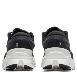 Women's On Cloudstratus 3